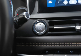 Подержанный автомобиль Chery Tiggo 8 2021 года (16 фото)