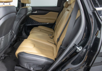 Подержанный автомобиль Hyundai ix35 2012 года (11 фото)