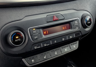 Подержанный автомобиль Kia Sorento 2018 года (21 фото)