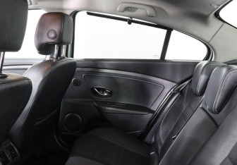 Подержанный автомобиль Renault Fluence 2014 года (8 фото)