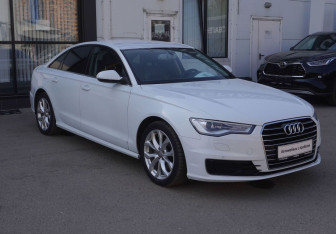 Подержанный автомобиль Audi A6 Sedan 2015 года (3 фото)