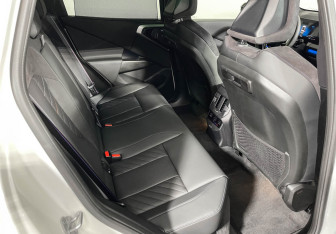 Подержанный автомобиль BMW X3 2024 года (14 фото)