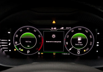 Подержанный автомобиль Skoda Octavia Liftback 2020 года (13 фото)