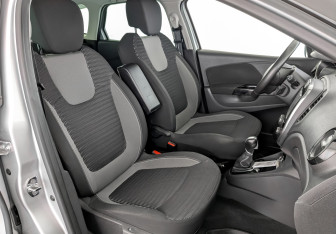 Подержанный автомобиль Renault Kaptur 2017 года (23 фото)