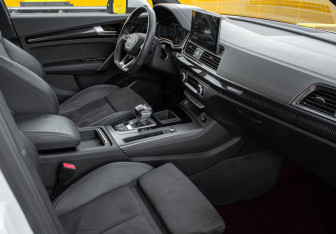 Подержанный автомобиль Audi Q5 2021 года (7 фото)
