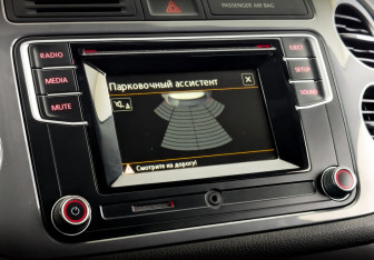 Подержанный автомобиль Volkswagen Tiguan 2016 года (26 фото)