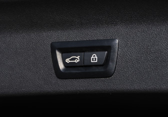 Подержанный автомобиль BMW X3 2022 года (28 фото)