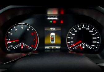 Подержанный автомобиль Haval Jolion 2023 года (12 фото)