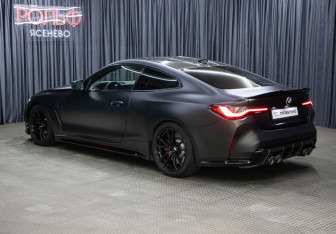 Подержанный автомобиль BMW M4 Coupe 2021 года (7 фото)