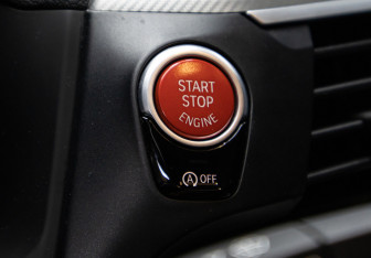 Подержанный автомобиль BMW X3 M 2021 года (23 фото)