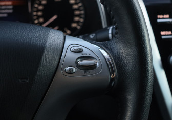 Подержанный автомобиль Nissan Murano Suv 2021 года (22 фото)