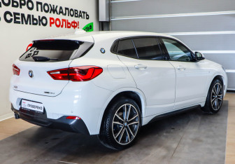 Подержанный автомобиль BMW X2 2019 года (4 фото)