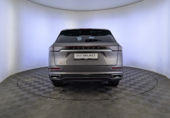 Подержанный автомобиль Jaecoo J8 2024 года (6 фото)