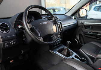 Подержанный автомобиль DW Hower H3 2018 года (12 фото)