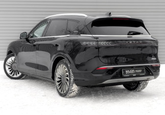 Подержанный автомобиль Voyah Free 2022 года (7 фото)