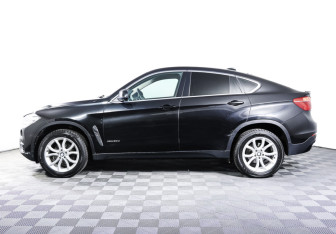 Подержанный автомобиль BMW X6 2015 года (8 фото)