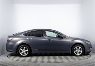 Подержанный автомобиль Mazda 6 Liftback 2007 года (4 фото)