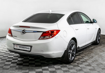 Подержанный автомобиль Opel Insignia Sedan 2013 года (5 фото)