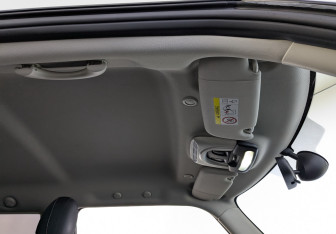 Подержанный автомобиль MINI Hatch 2017 года (22 фото)