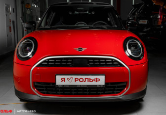 Новый MINI Hatch 2025 (2 фото)