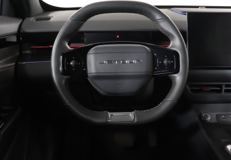 Подержанный автомобиль Jetour Dashing 2023 года (18 фото)