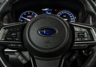 Подержанный автомобиль Subaru Forester Suv 2021 года (11 фото)