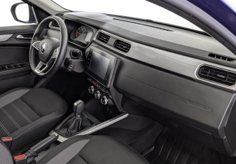 Подержанный автомобиль Renault Arkana 2021 года (13 фото)