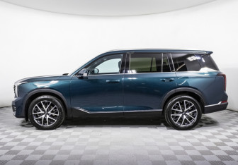 Подержанный автомобиль GAC GS8 2023 года (8 фото)