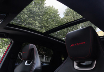 Подержанный автомобиль Jetour Dashing 2024 года (13 фото)
