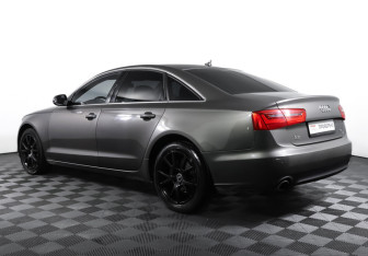 Подержанный автомобиль Audi A6 Sedan 2012 года (7 фото)