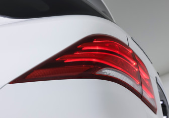 Подержанный автомобиль Mercedes-Benz GLE 2017 года (26 фото)