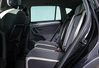Подержанный автомобиль Volkswagen Tiguan 2019 года (14 фото)