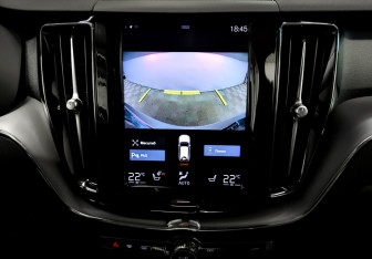 Подержанный автомобиль Volvo XC60 2021 года (25 фото)