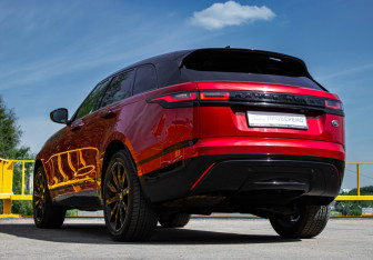 Подержанный автомобиль Land Rover Range Rover Velar 2018 года (6 фото)