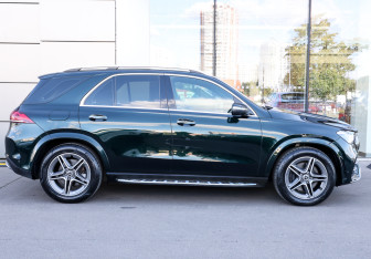 Подержанный автомобиль Mercedes-Benz GLE 2020 года (4 фото)