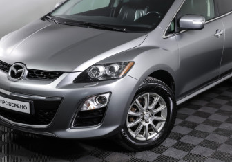 Подержанный автомобиль Mazda CX-7 2010 года (23 фото)