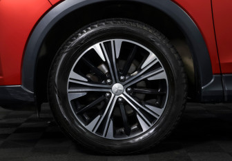 Подержанный автомобиль Mitsubishi Eclipse Cross 2018 года (20 фото)