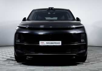 Подержанный автомобиль LiXiang L9 2024 года (2 фото)