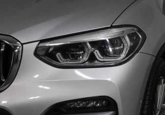 Подержанный автомобиль BMW X3 2021 года (7 фото)