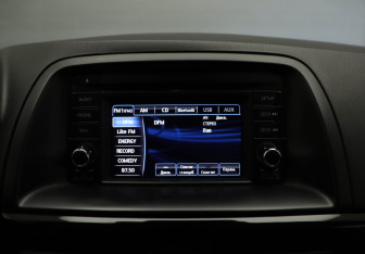 Подержанный автомобиль Mazda CX-5 2012 года (16 фото)