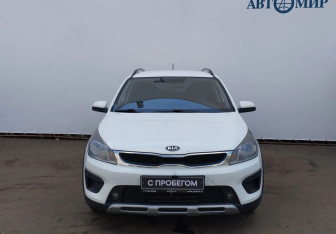 Подержанный автомобиль Kia Rio Hatchback 2018 года (2 фото)