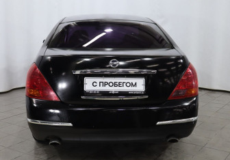 Подержанный автомобиль Nissan Teana 2007 года (5 фото)