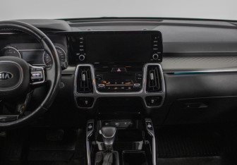 Подержанный автомобиль Kia Sorento 2020 года (15 фото)