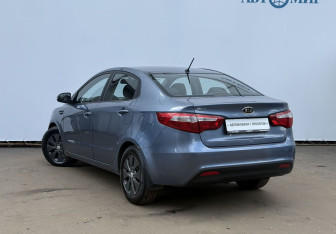 Подержанный автомобиль Kia Rio Sedan 2012 года (7 фото)