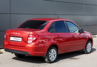 Подержанный автомобиль LADA (ВАЗ) Granta Sedan 2022 года (5 фото)