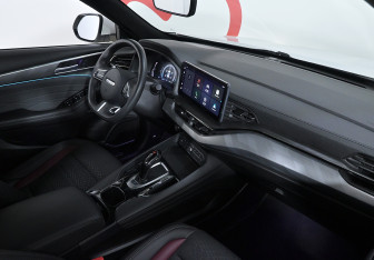 Подержанный автомобиль Haval F7x 2022 года (9 фото)