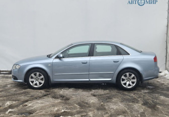 Подержанный автомобиль Audi A4 Sedan 2006 года (5 фото)