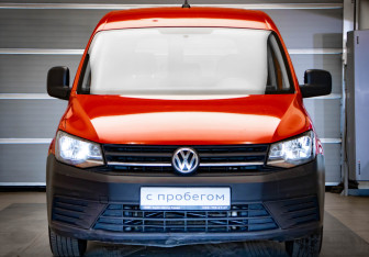Подержанный автомобиль Volkswagen Caddy Compactvan 2019 года (2 фото)