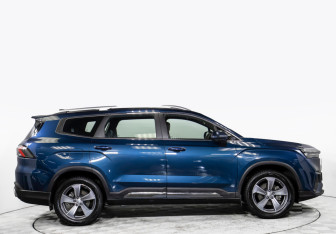 Подержанный автомобиль Geely Okavango 2024 года (3 фото)