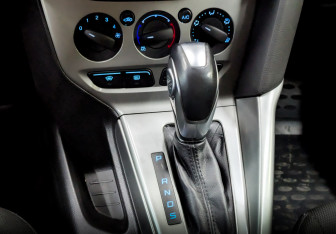Подержанный автомобиль Ford Focus Hatchback 2013 года (26 фото)